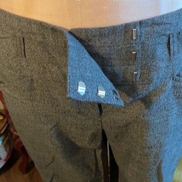 Tracy Evans-Limited. Grey, career pants. Juniors 9. - Picture 4 of 6